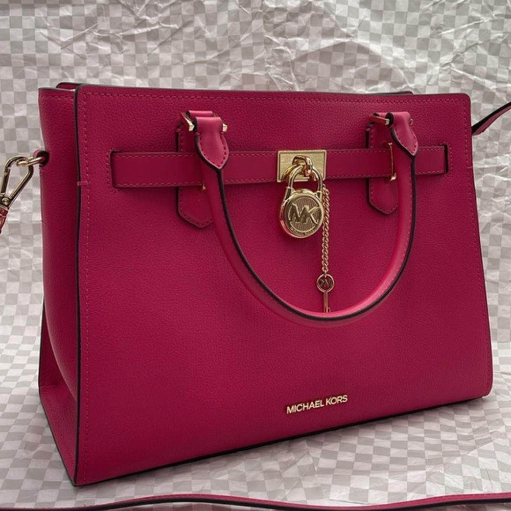Michael Kors Hamilton Medium Leather Satchel
Electric Pink 
NWT